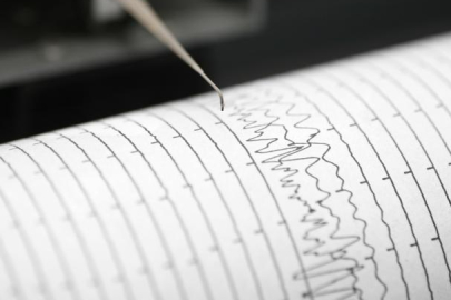 Van'da 5,2 büyüklüğünde deprem oldu