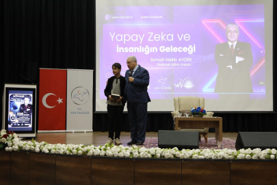 Van’da yapay zeka söyleşisine yoğun ilgi