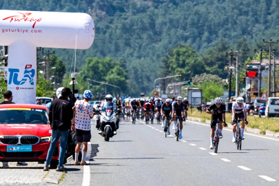 Konya Büyükşehir Belediyesporlu Tarakçı, Bisiklet Turu’nda zirveye çıktı