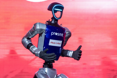 Erik Dalı Oynayan İnsansı Robot MediaMarkt Türkiye Etkinliğine Renk Kattı