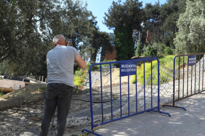 Mudanya Yeni Mahalle'de toprak kayması!