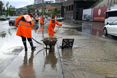 İBB, Kuvvetli Sağanak Yağışa Karşı Sahada