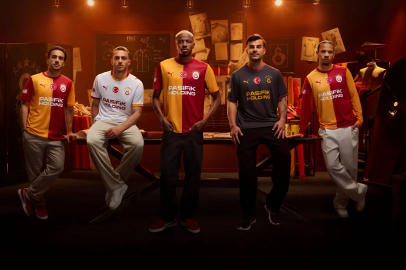 Galatasaray’ın Yeni Sezon Formaları Tanıtıldı
